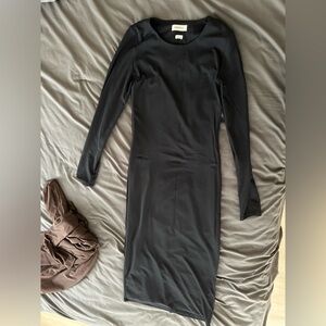 Aritzia Contour Black long sleeve Midi Dress